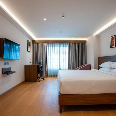 Lilac Hotel Guruvāyūr Екстериор снимка