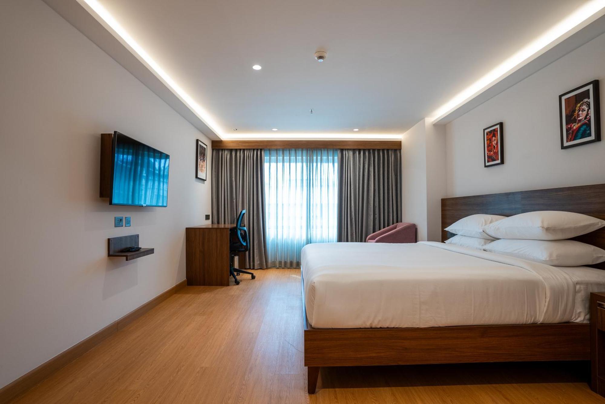 Lilac Hotel Guruvāyūr Екстериор снимка