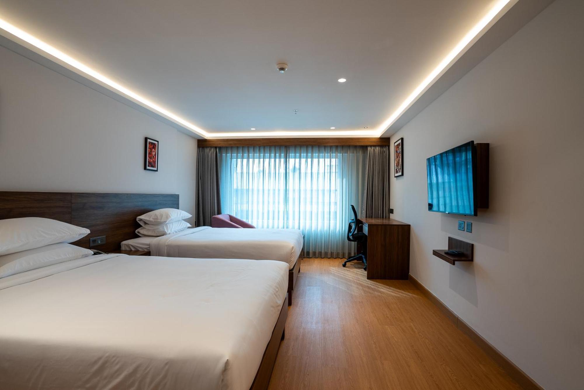 Lilac Hotel Guruvāyūr Екстериор снимка